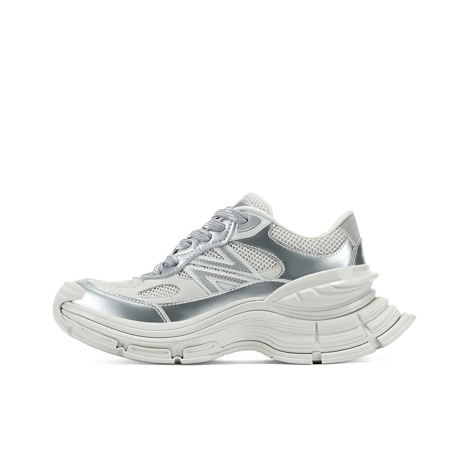 GG CC Спортивный Повседневный Противоскользящий Устойчивый к износу Низкий Топ Модный Платформа Тяжелая подошва Женские Серебристый