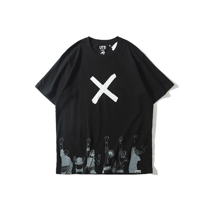 UNIQLO Черная унисекс футболка