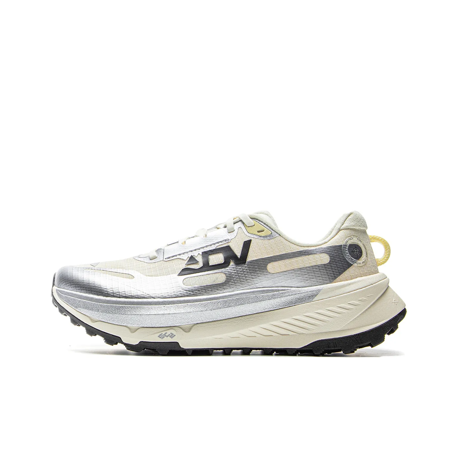 LINING De Lu Амортизация Устойчивость к истиранию Устойчивость к отскоку Низкий топ Кроссовки для бега по пересеченной местности Женские Бежевый Серебряный