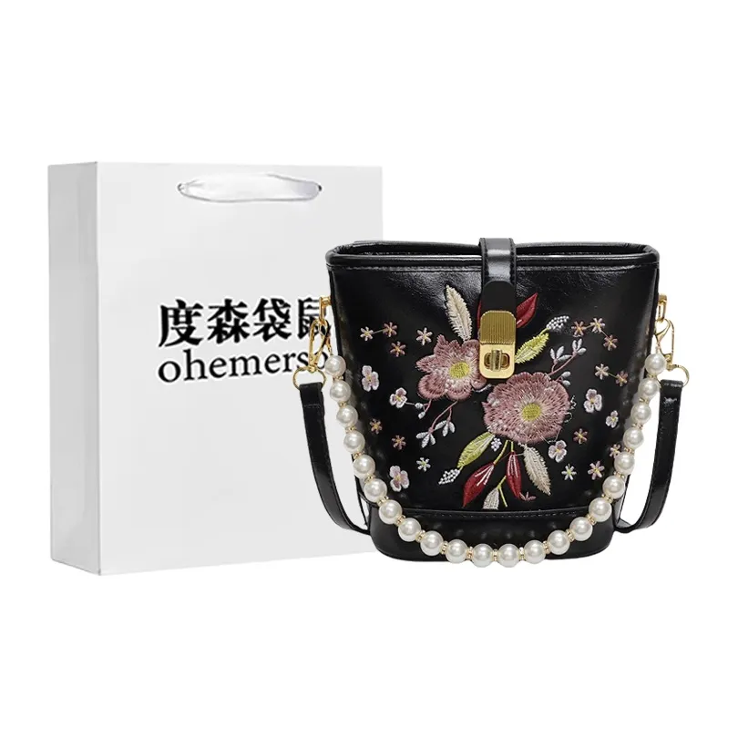 Dusen Kangaroo ПУ (полиуретан) Ведрообразная сумка Сумка через плечо Стандартная Женская Экрю Черный Розовый Бургунди