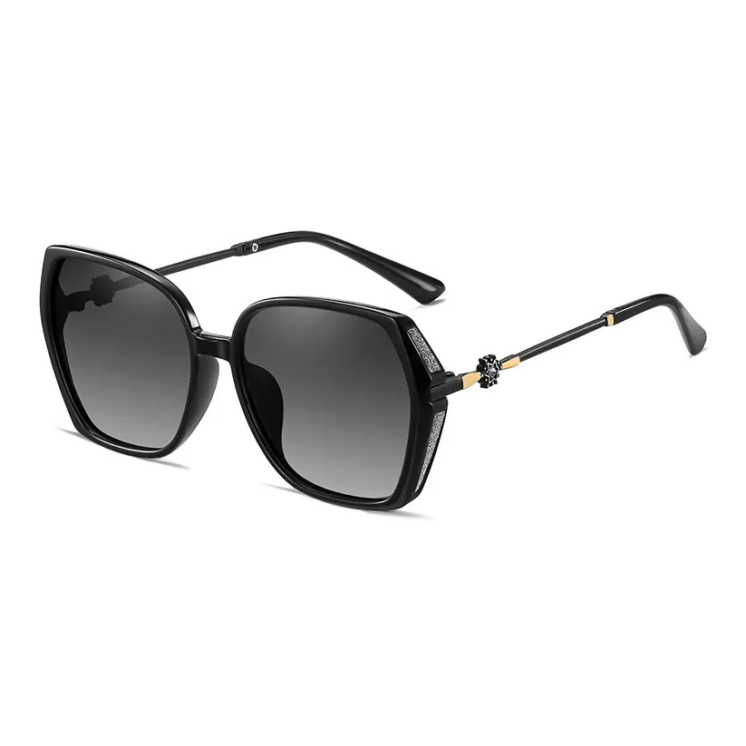 PRETTYALLUSION PC Metal Irregular Shape Sunglasses Women's