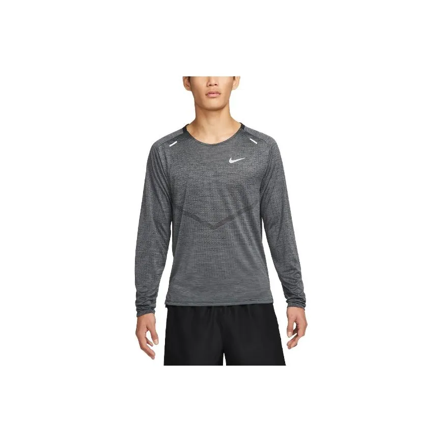 Nike Темно-серый Мужской T-рубашки