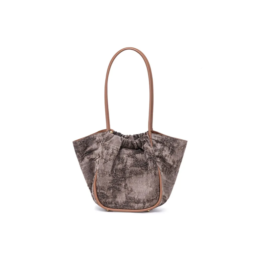 Liang Jin Ji Тутовый шелк Xiangyun Марля Тоут Сумка Сумка через плечо Женская Кофейный Темно-Кофейный