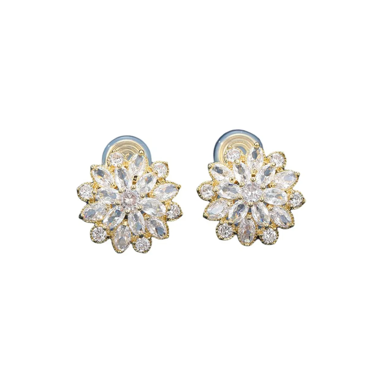 Фиолетовые синтетические кубические циркониевые серьги с застежкой On для тех у кого нет пирсинга в ушах женские