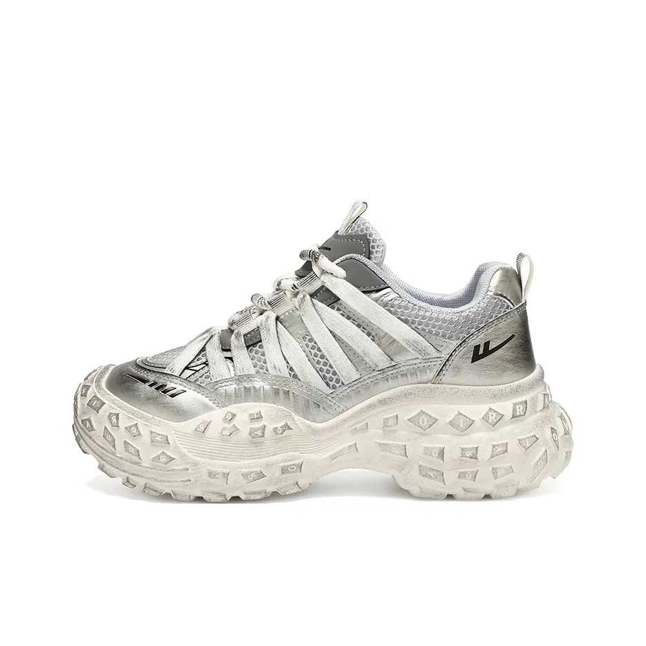 Warrior Аbrasion Resistant Дышащий Увеличение Высоты Низкий Топ Кроссовки с Толстой Подошвой Женские