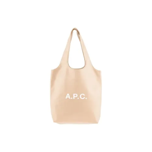 A.P.C Клатчи Женские