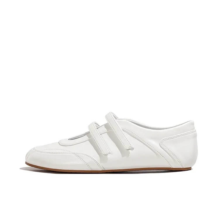 Old Meow Повседневная обувь Женская Белая