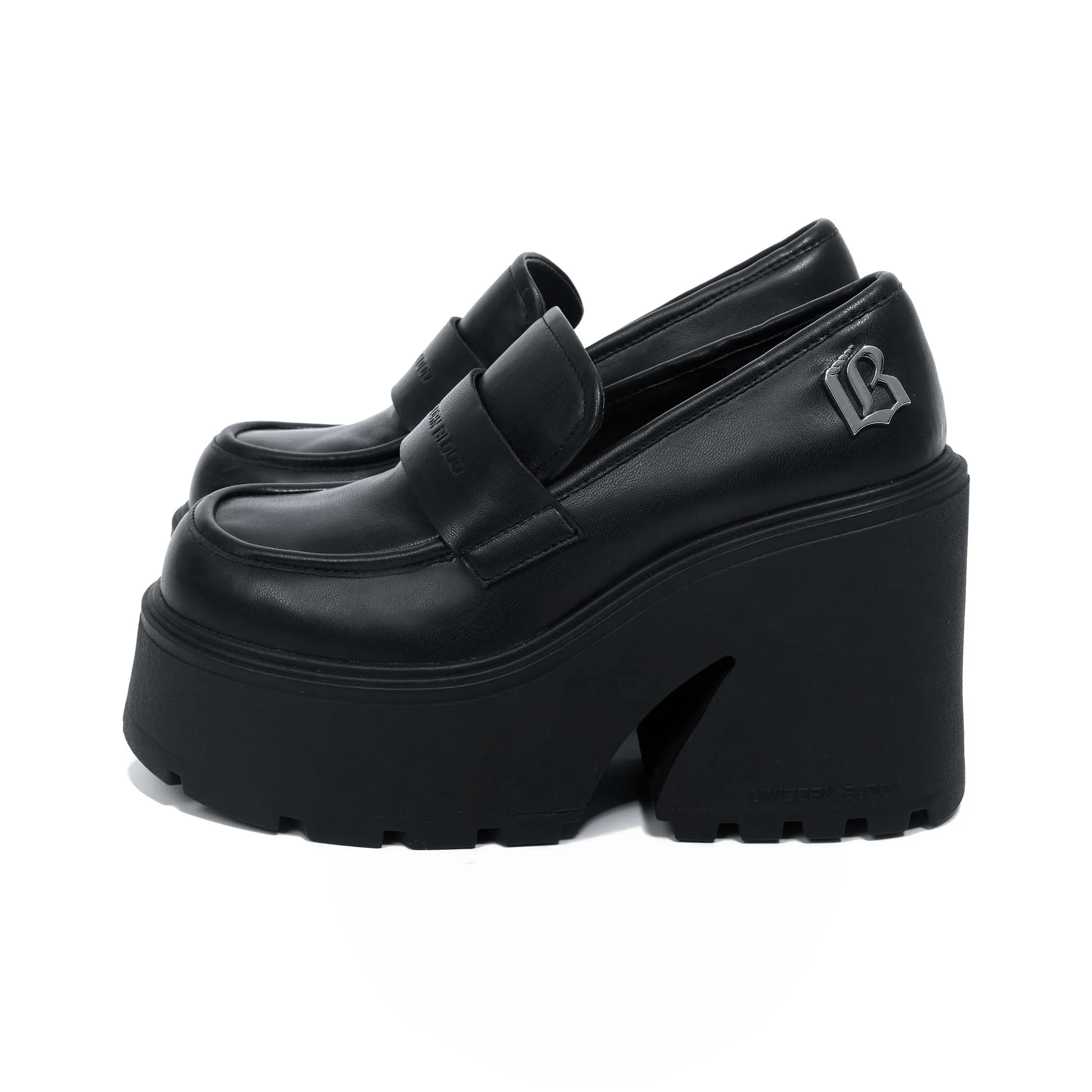 UNICORN BLOOD Повседневная обувь Женская