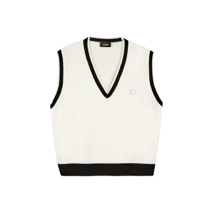 WE11DONE Logo Metal Detail Knit Vest