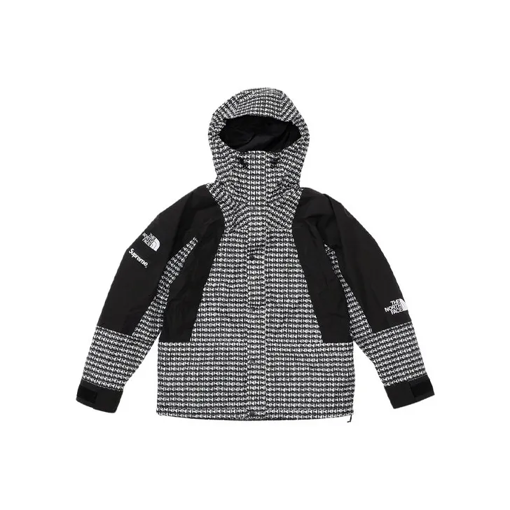 Supreme The North Face Studded Mountain Light Jacket