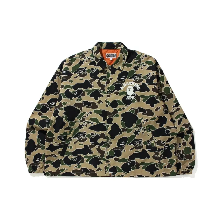 adidas Training Yoga Funktions-T-Shirt in Khaki Sta Camo Relaxed Coach Jacket