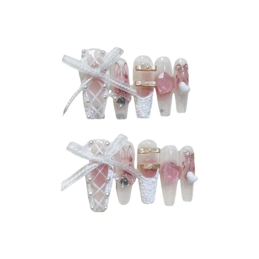 Gentle Welcome Sweetheart Bear Cream Ballet False Nail Trapezoidal Pink Smudge Cute