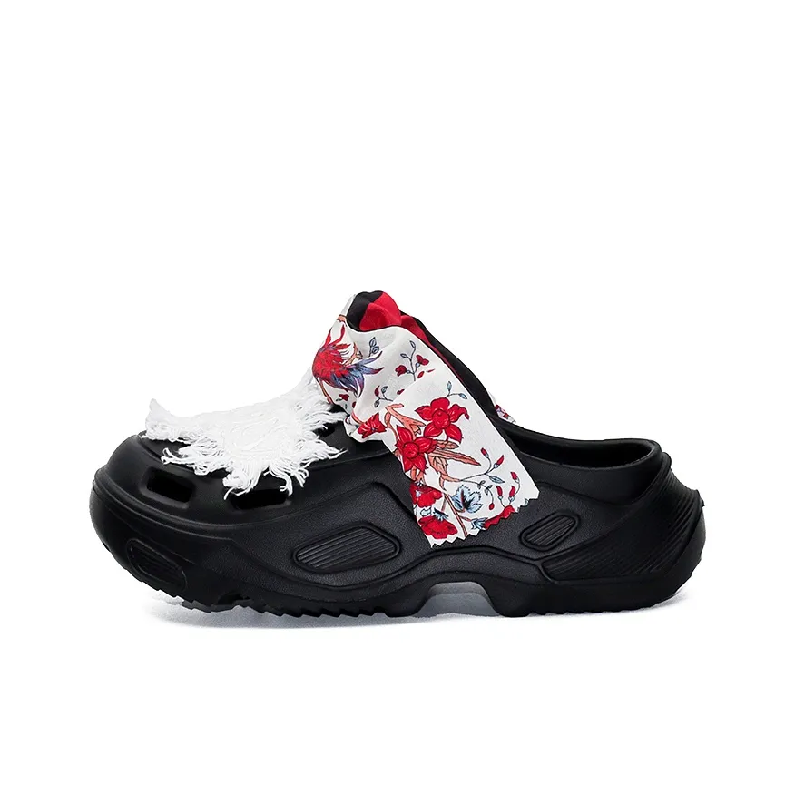 OUBT Vintage Thorn Filigree Towel, Street Cool And Stylish Clogs Unisex Black