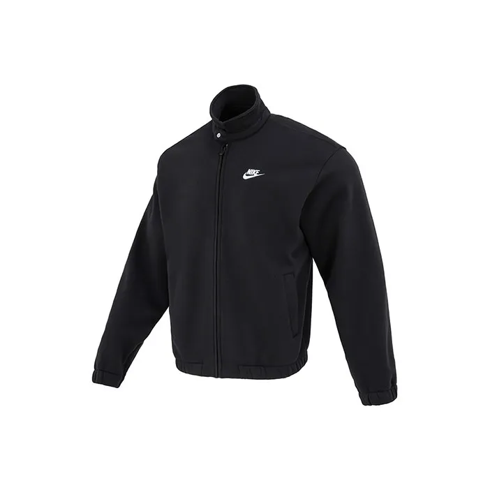 Черные мужские куртки Nike