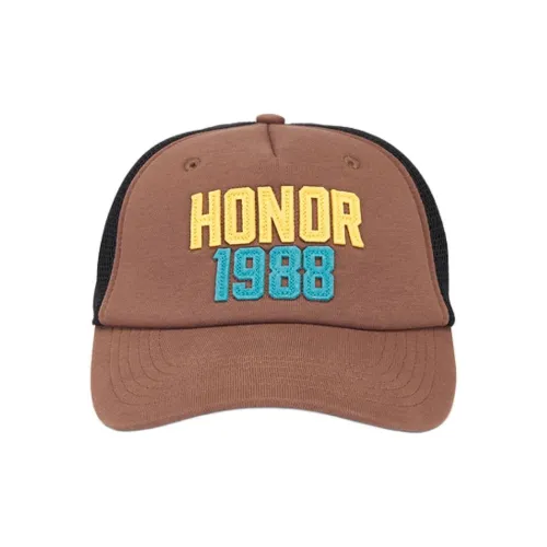HONOR THE GIFT Бейсболки Унисекс