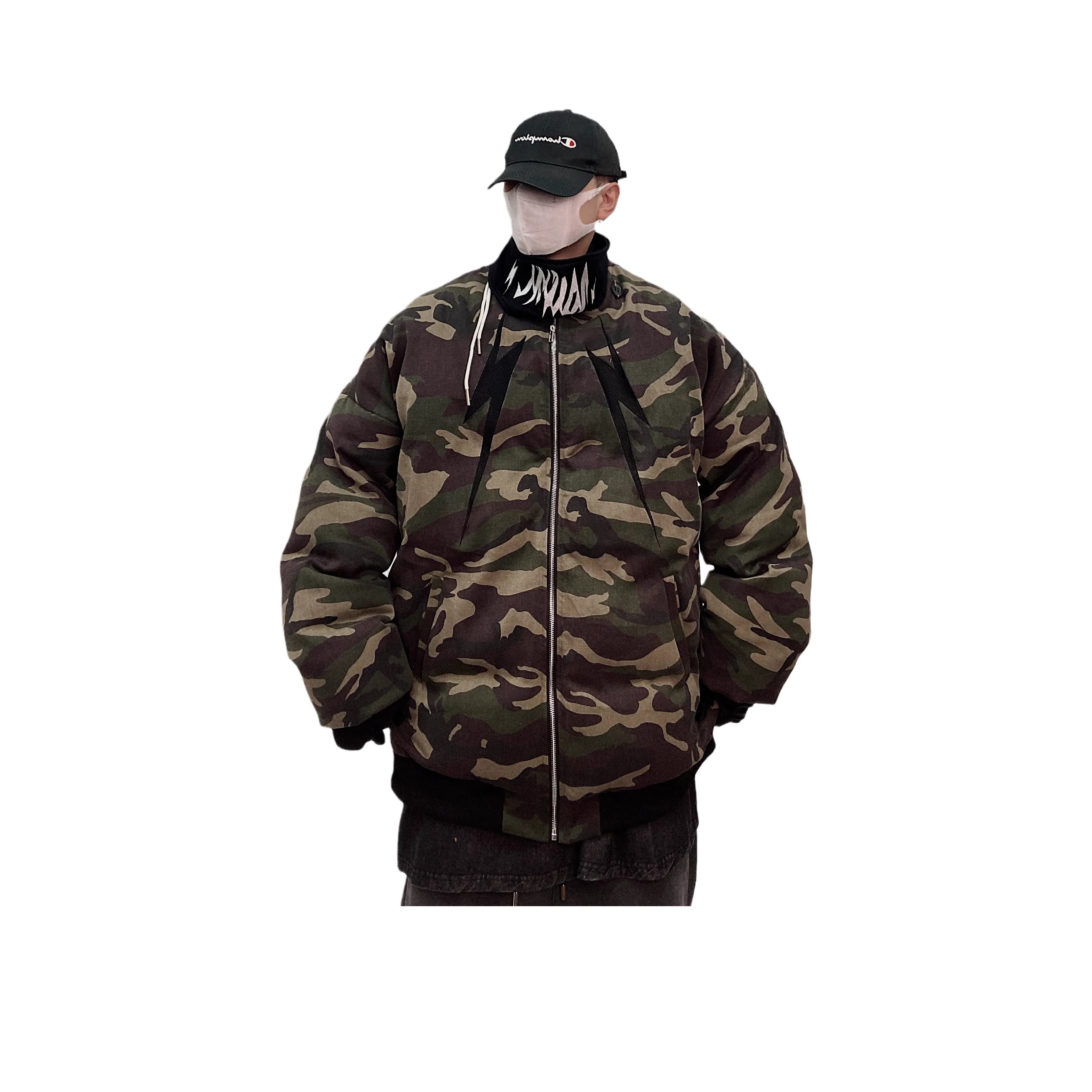 UUCSCC Пуховая куртка Мужской Камуфляж