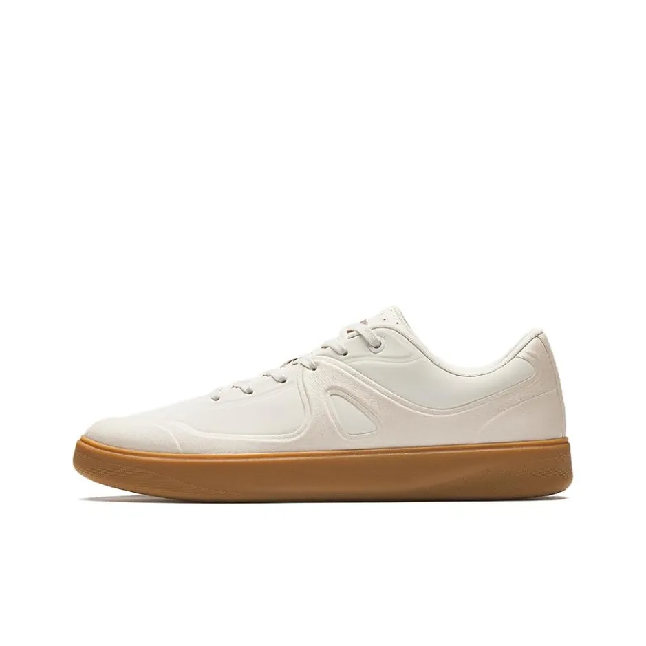 Anta Travel Slip-resistant Abrasion-resistant Low-top Skateboard Shoes Men's Fish Belly White Анта Путешествие Противоскользящие Износостойкие Низкие Кеды для Скейтбординга Мужские Рыбка Живот Белый