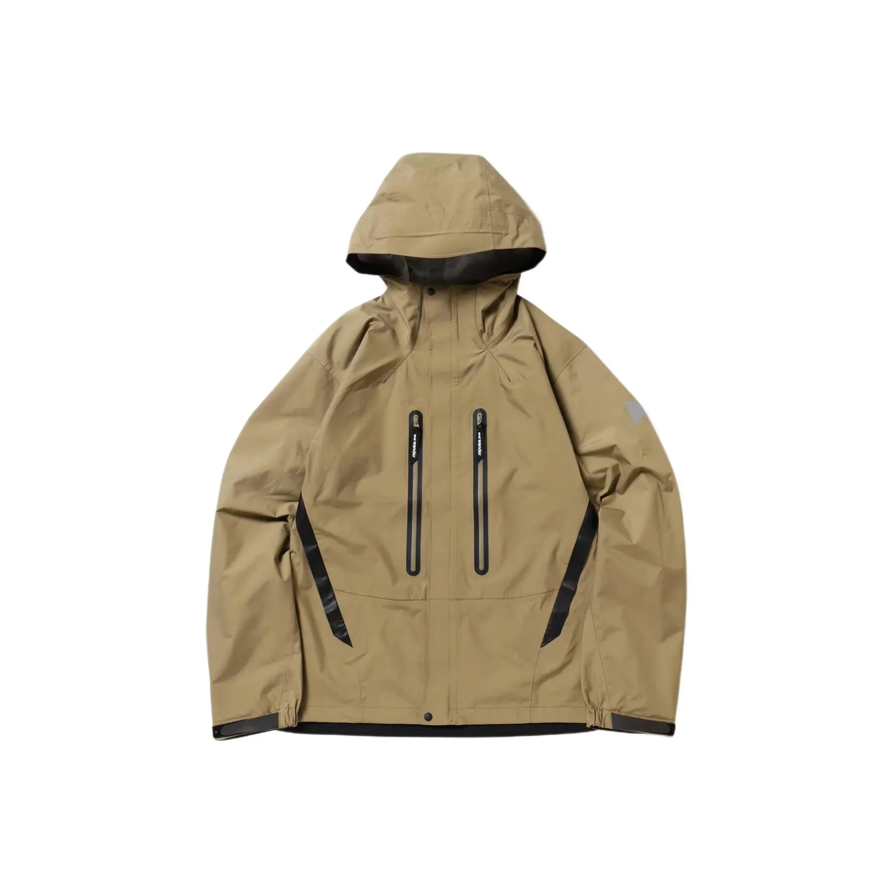 And Wander 2.5L Hiker Raincoat