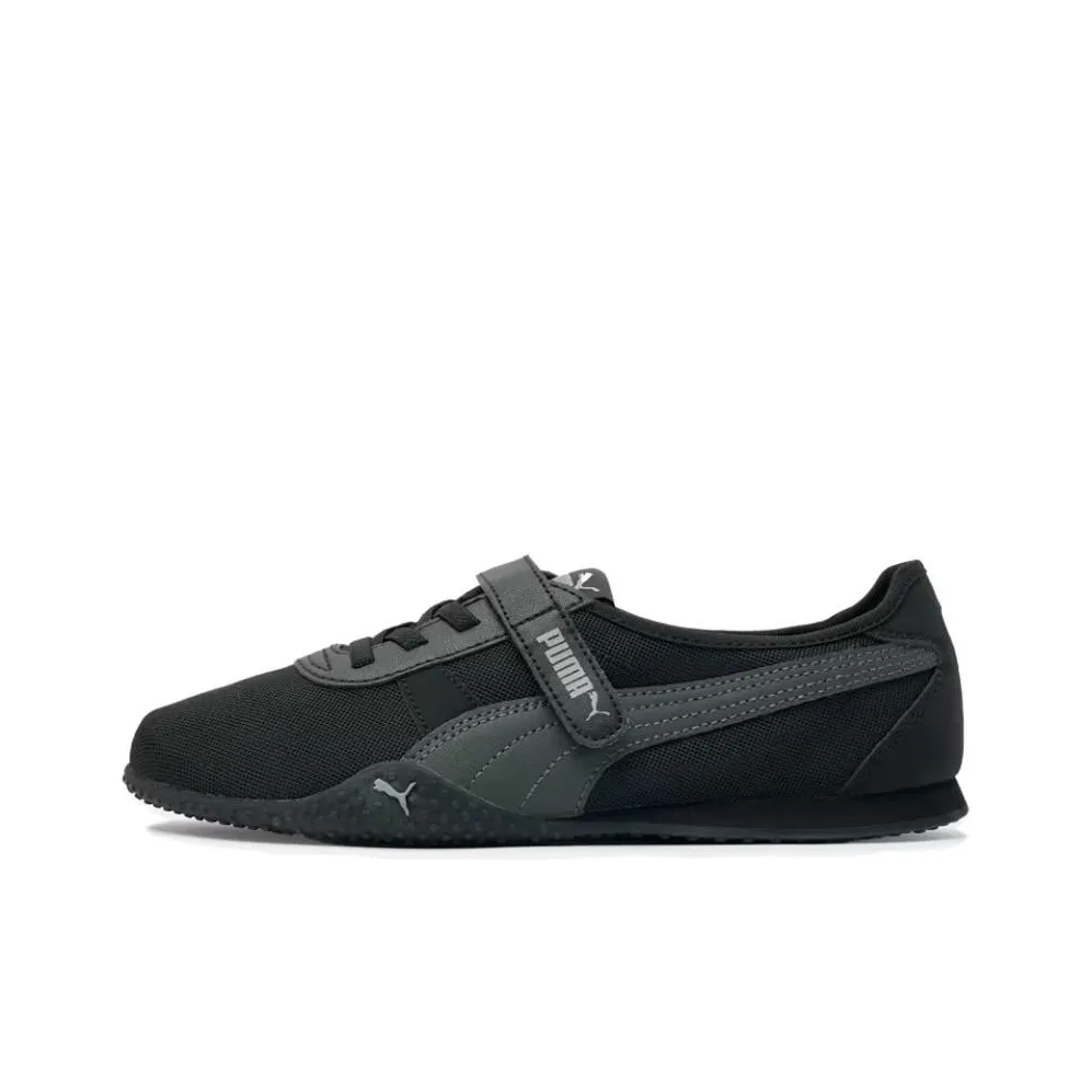 PUMA Bella V Blush Cushioning, Wear Resistant Low Top Casual Shoes Women's Black