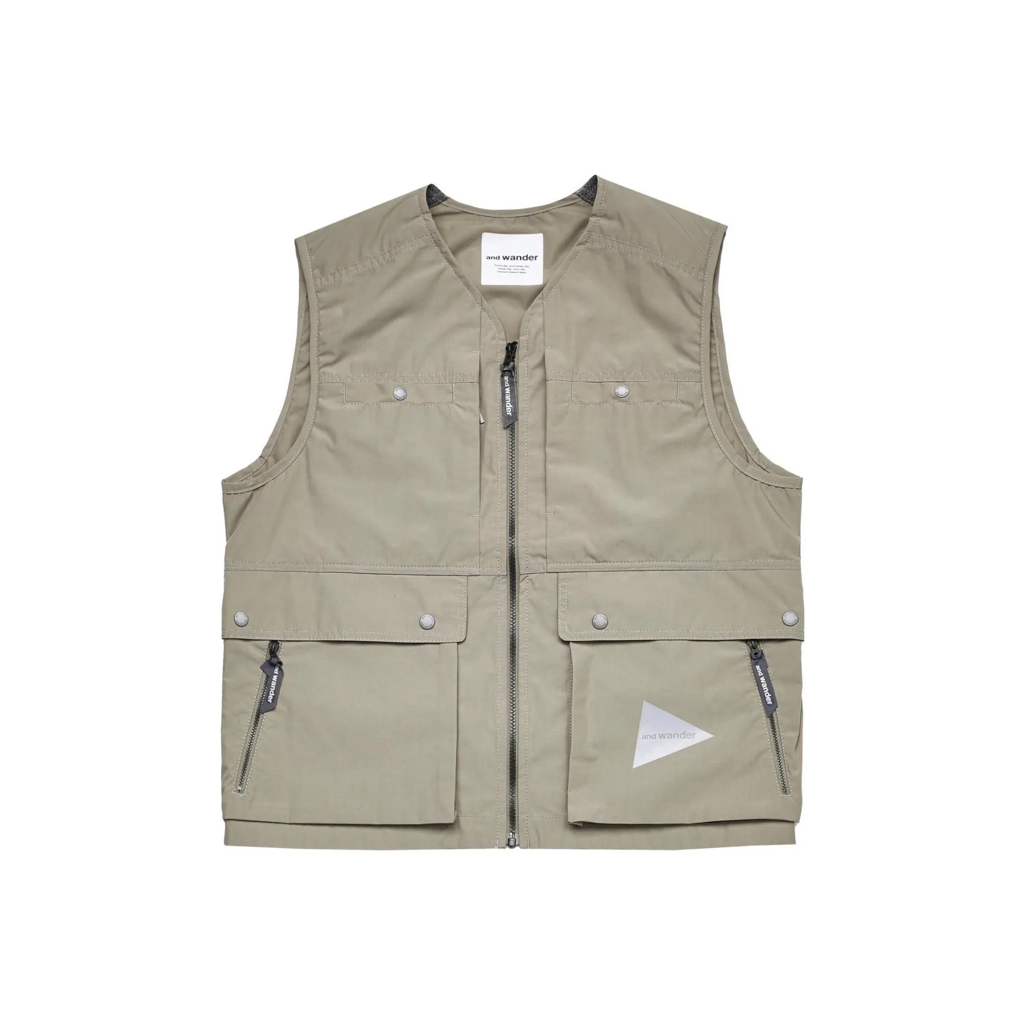 And wander Collaboration Бежевые Мужские Жилеты