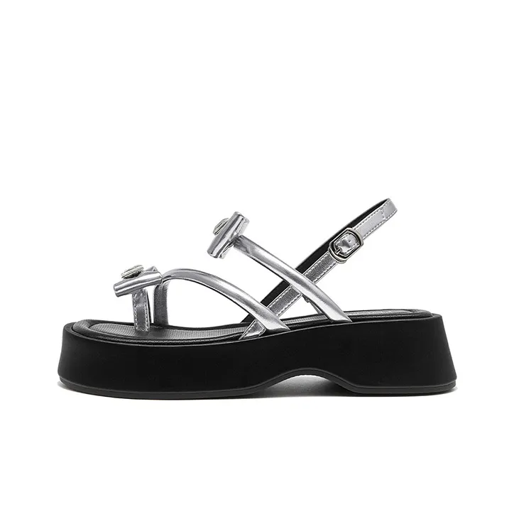 FIVE PLUS One Ремень Сандалии Женские