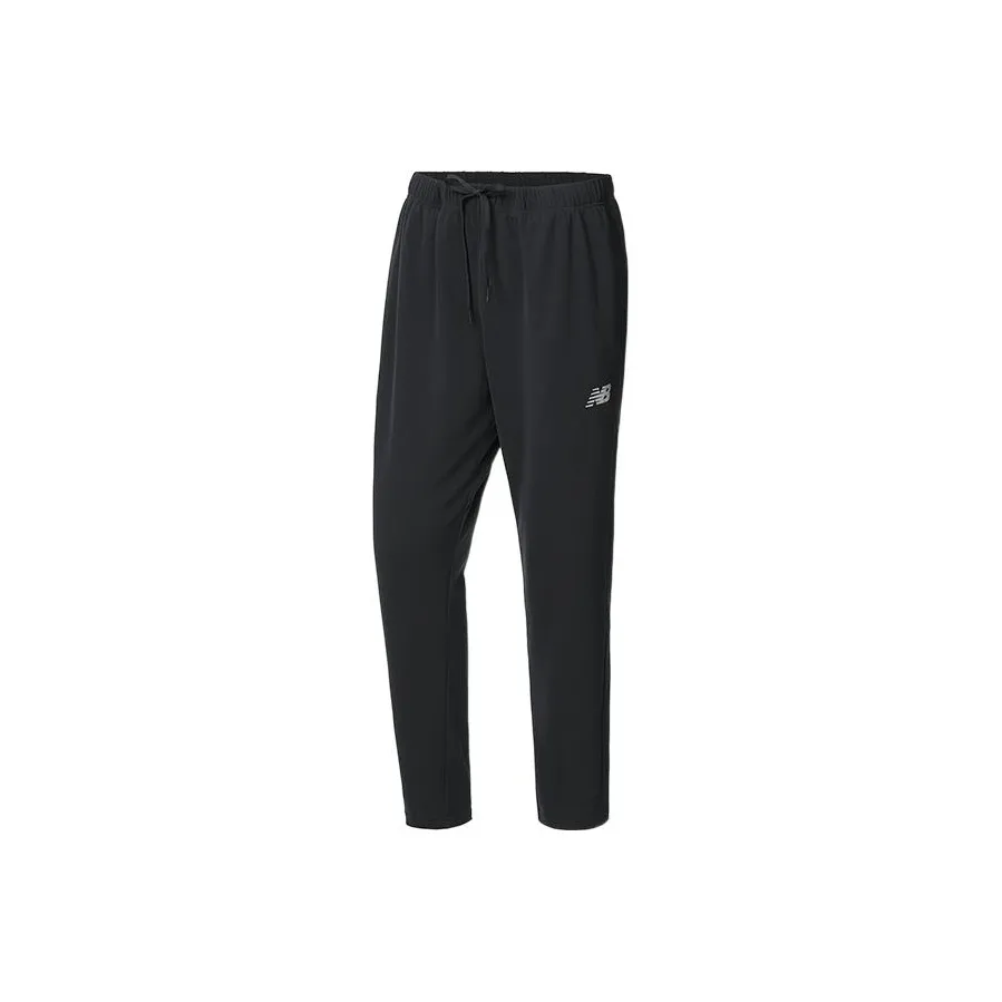 New Balance Joggers & Sweatpants Knitted Sweatpants Men Black
