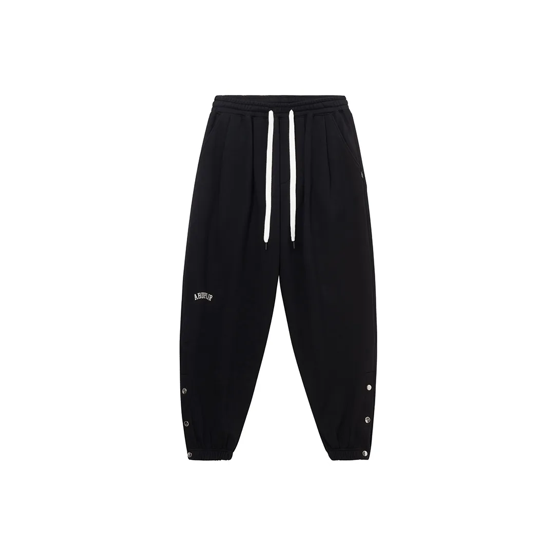 Wild Child Club Knitted Sweatpants Unisex Black