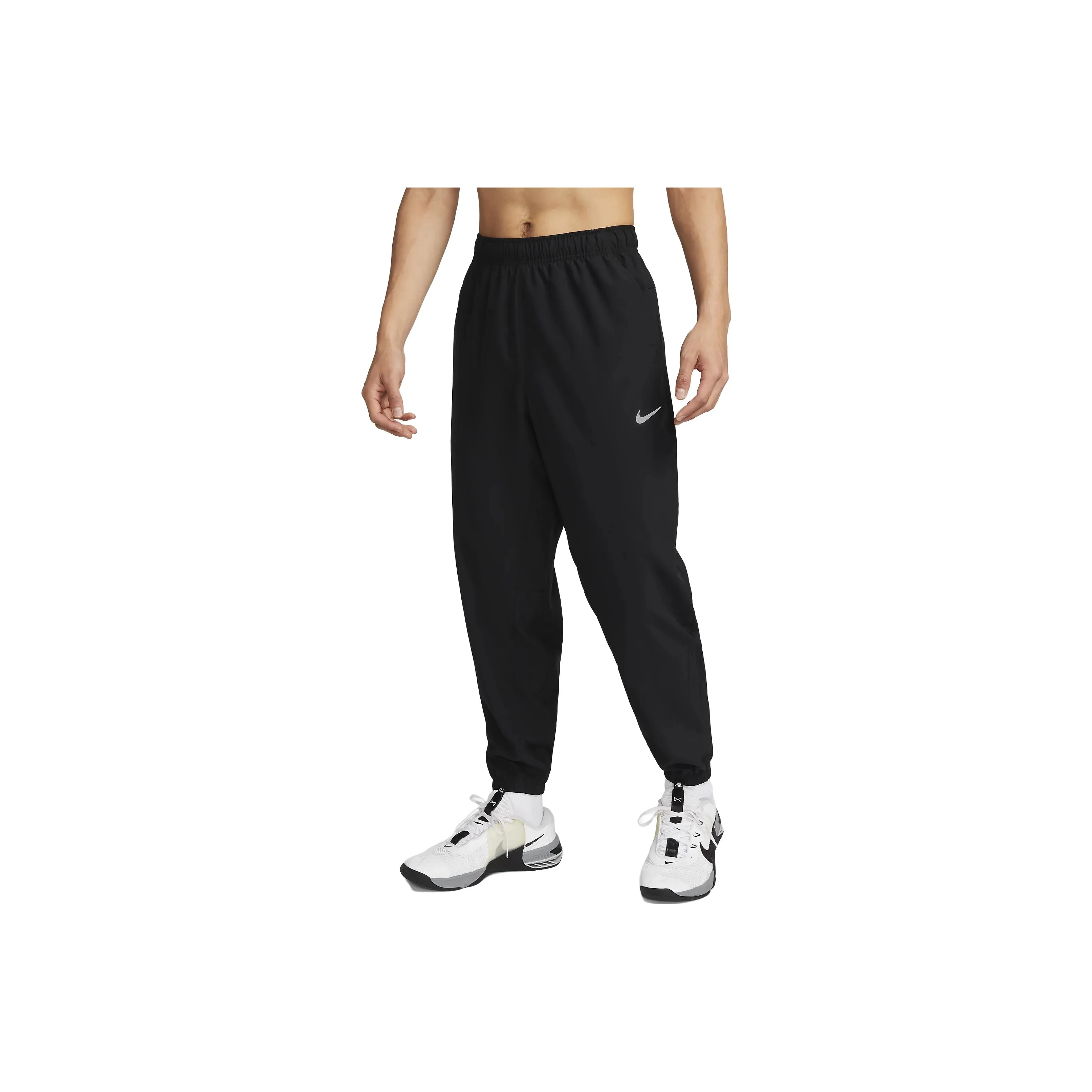 Nike Form Men's Dri FIT Tapered Versatile Pants