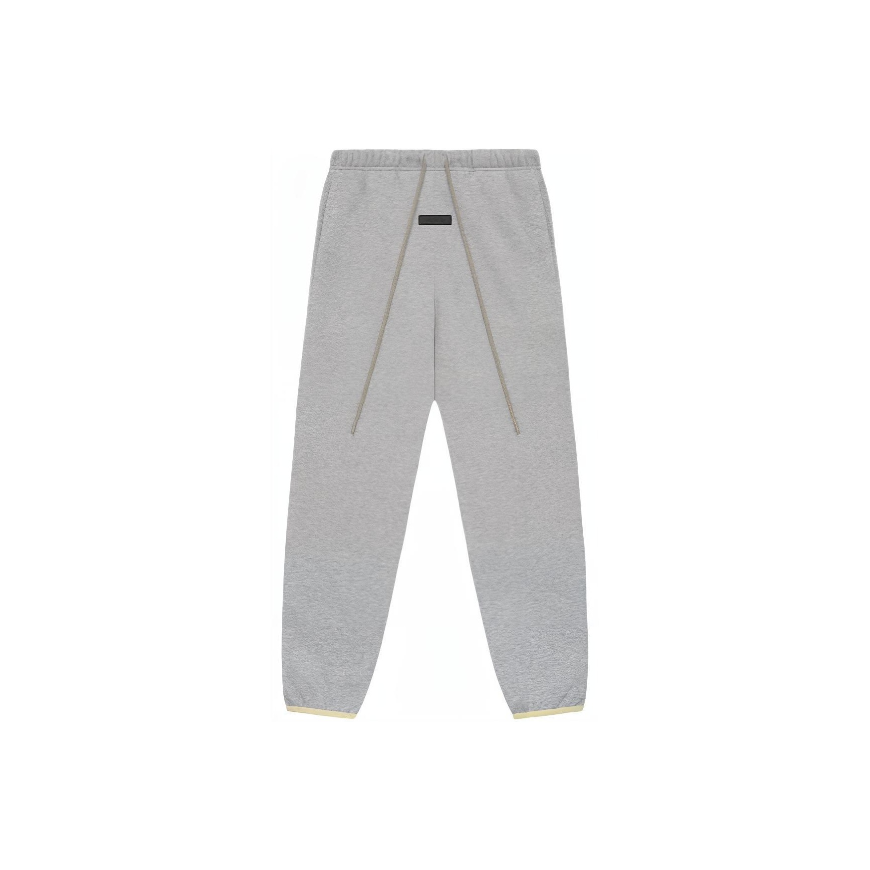 How to Choose the Perfect Size for Fear of God Essentials How to Choose the Perfect Size for Fear of God Essentials