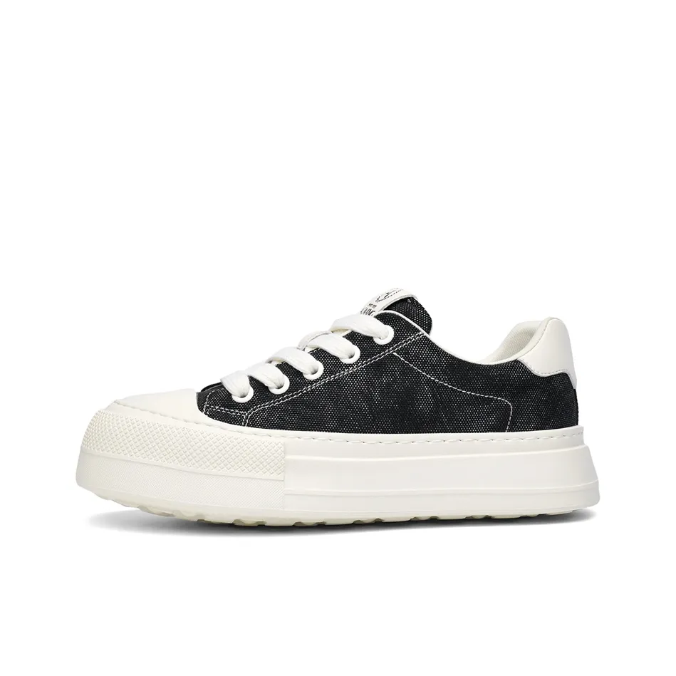 AOKANG Slip Resistant, Abrasion Resistant, Waterproof, And Breathable Lightweight Low Top Canvas Shoes Men's
