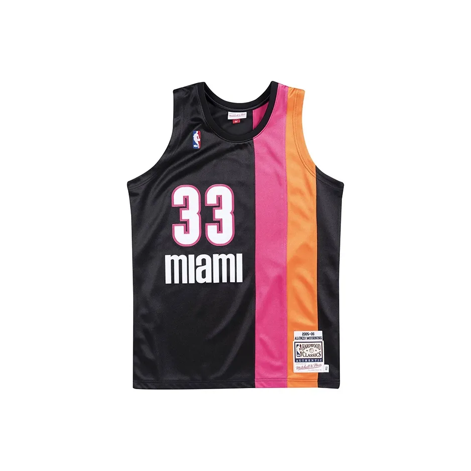 Mitchell & Ness 'NBA Miami Heat 2005 06 Shaq O'Neal' Authentic Jersey