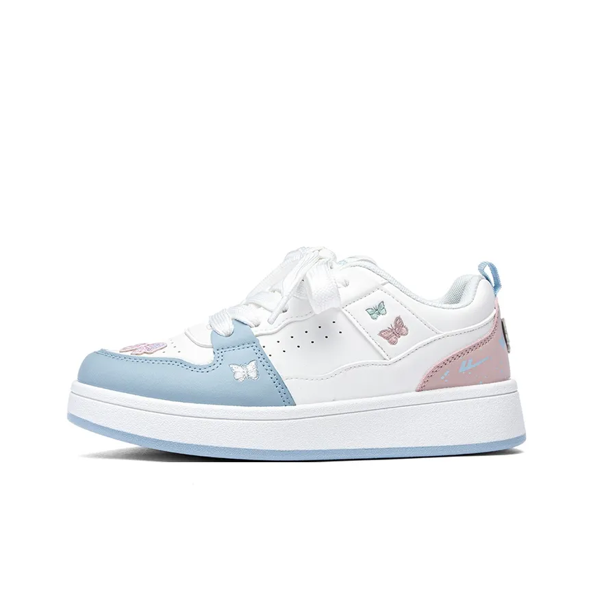 Warrior Lightweight And Breathable Low Top Skateboard Shoes Women's White Blue Pink
