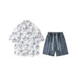 화이트 상의 + 다크 블루 바지