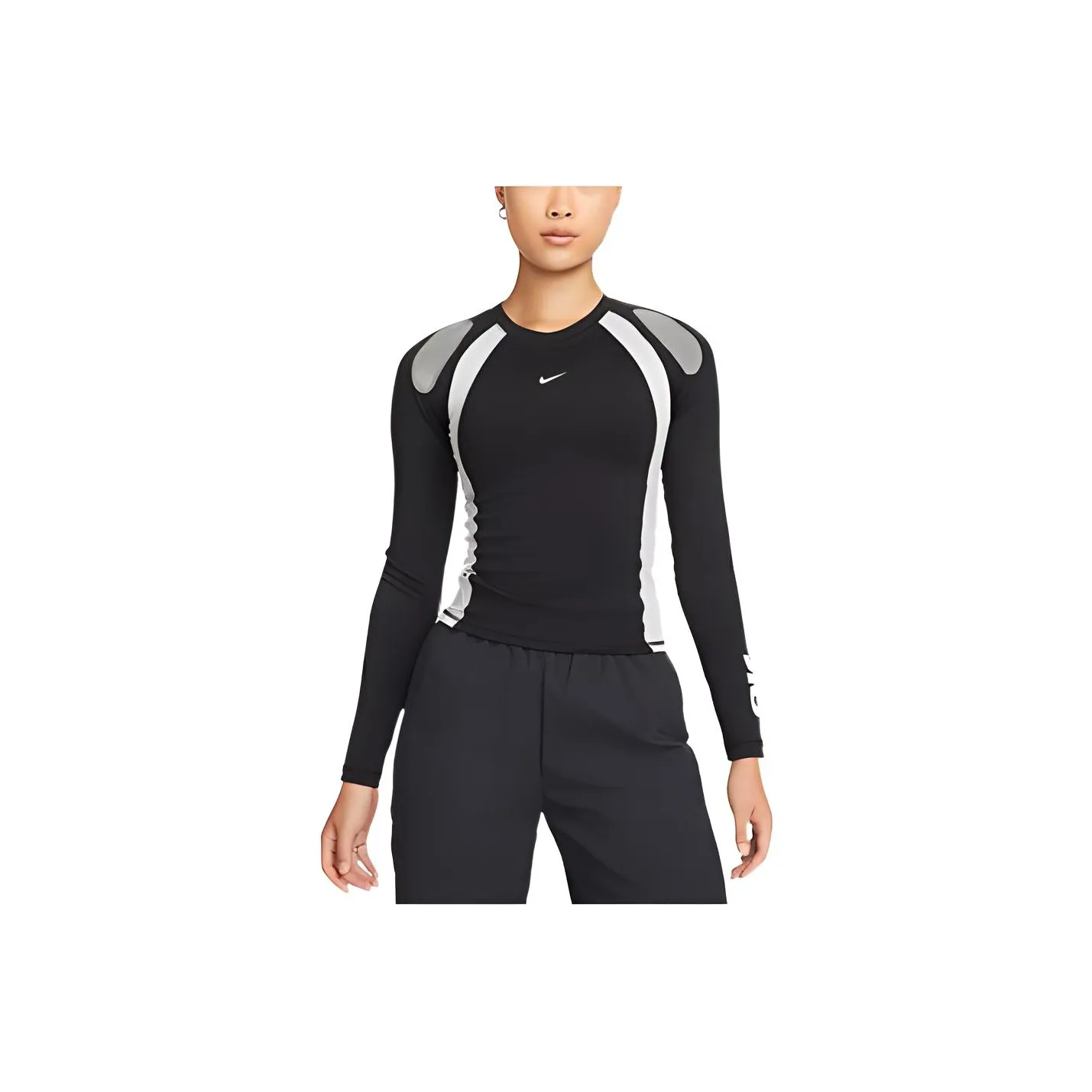 NIKE Черные Женские Футболки