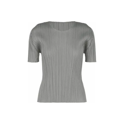 PLEATS PLEASE ISSEY MIYAKE Серые Женские Рубашки T