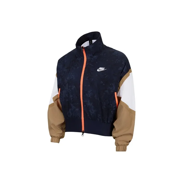 NIKE Черные Женские Куртки