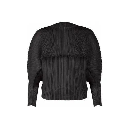 PLEATS PLEASE ISSEY MIYAKE Черные Женские Т-рубашки