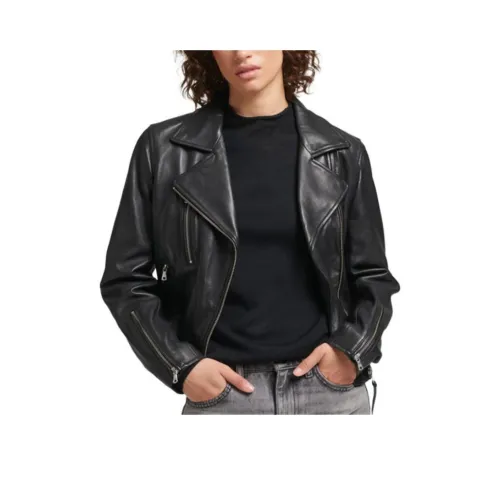 SUPERDRY Черные Женские Куртки