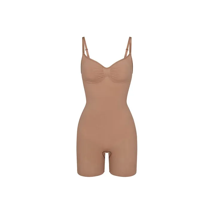 SKIMS SEAMLESS SCULPT MID THIGH BODYSUIT Bodysuits Women's Ochre/SIENNA