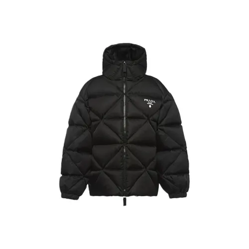 PRADA Черные Женские Пуховики