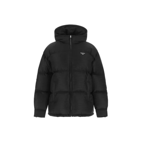 PRADA Черные Женские Пуховики
