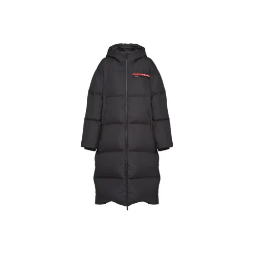 PRADA Черные Женские Пуховики