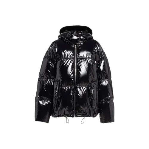 PRADA Черные Женские Пуховики