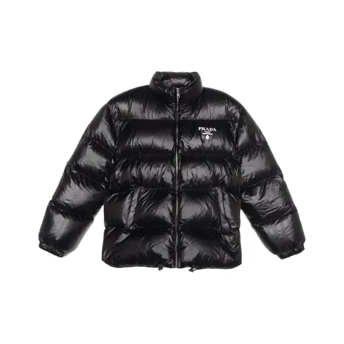 PRADA Черные Женские Пуховики