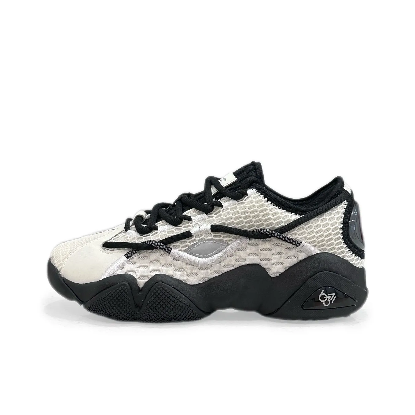PEAK State Pole 6371 Anti Slip And Wear Resistant Coverage Low Top Casual Shoes Women's White Black