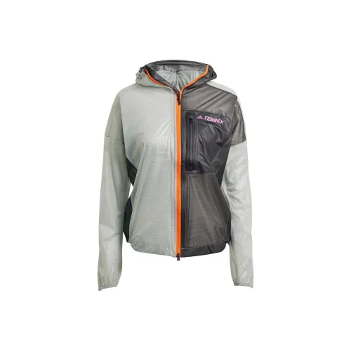 Adidas TERREX Льняной зеленый Женские Куртки