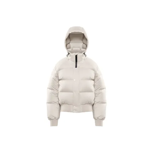 ARITZIA Женские пуховики