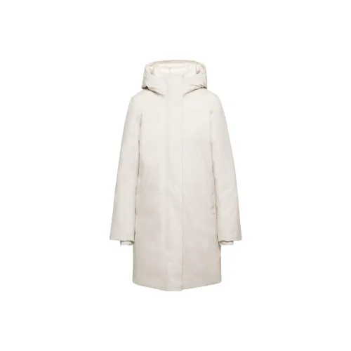 ARITZIA Женские пуховики