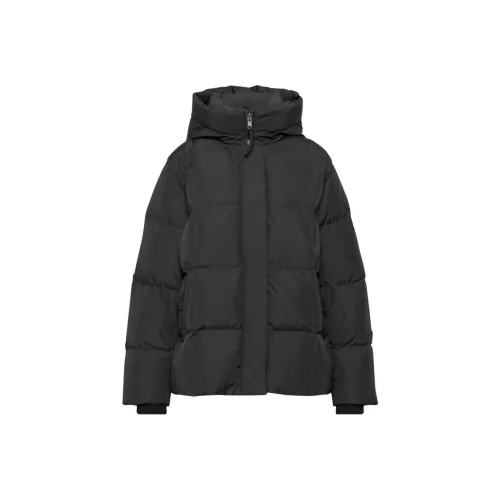 ARITZIA Женские пуховики