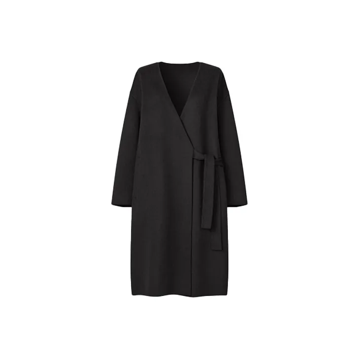 UNIQLO Черное Женское Пальто